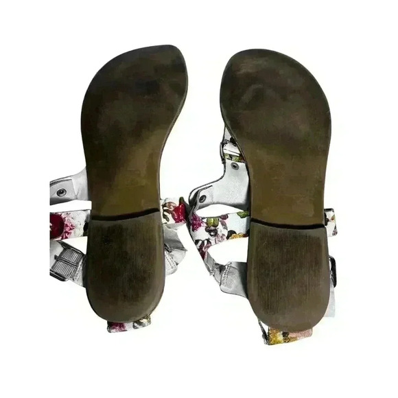 Madden Girl size 9M Sushi Floral Sandals Thongs Flats Flowers - Picture 8 of 9